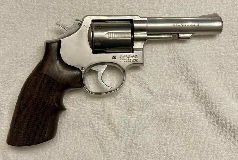 Smith &amp; Wesson 65-3 357 Magnum