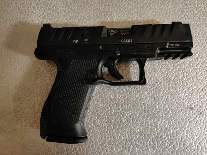 NIB Walther PDP  LE with Factory Night Sights