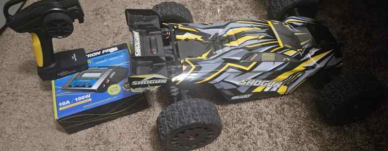 Trading lipo rc car 1/8 scale 