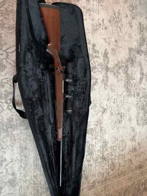 Winchester Model 70 Featherweight