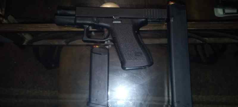 Glock 23