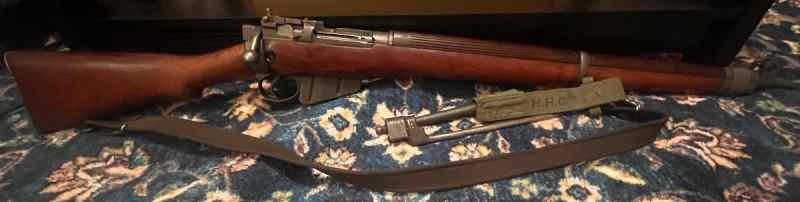 Lee Enfield no.4 mk.1 (with bayonet)