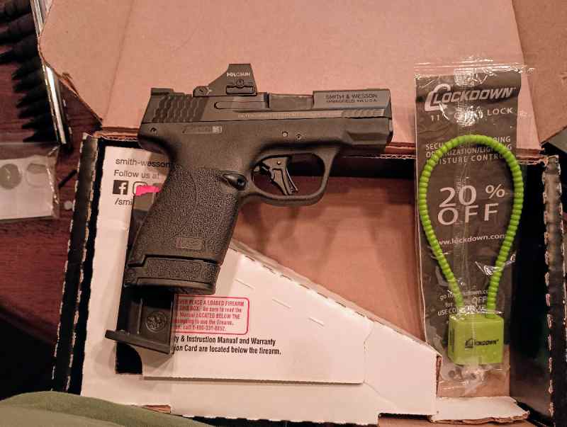 Smith and Wesson MP Shield Plus 9mm w/Holosun 507k