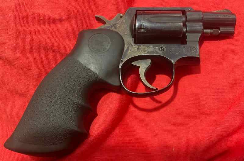 S&amp;W 10-5,38 spc 2” blue. $350 972469-0187