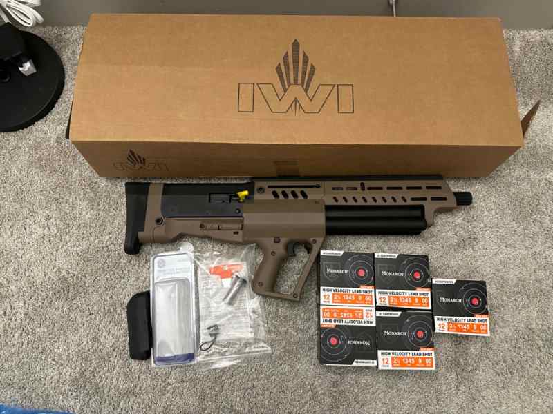 Excellent Condition IWI TS12 (FDE) with Extras