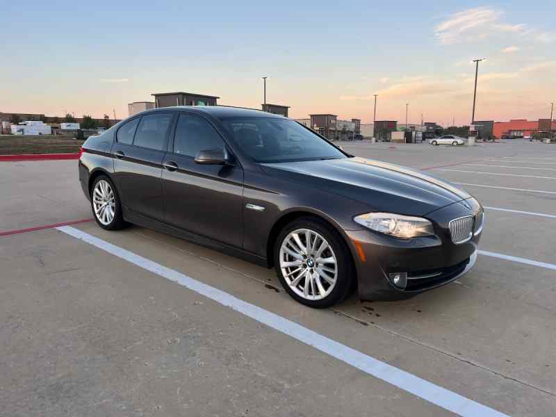 2011 BMW 550i Sport, 88K miles, zero accidents