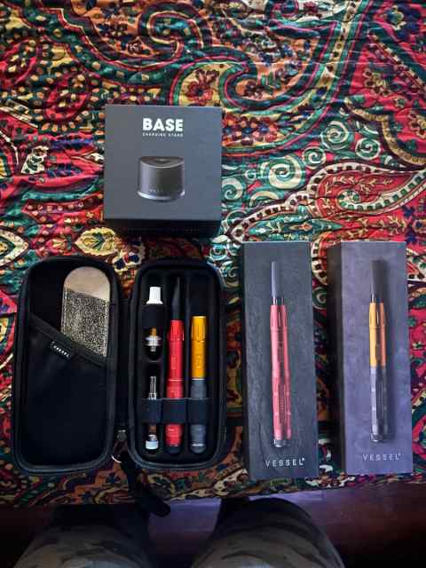 Vessel Vaping Set