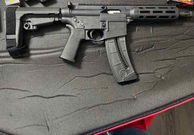 M&amp;P 15-22 PISTOL 8 INCH BARREL