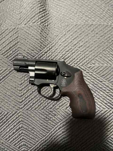 Smith and Wesson 642 UC