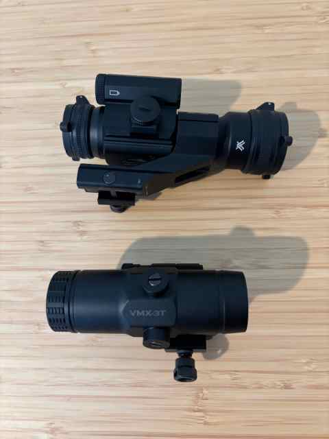 Vortex Strikefire Red Dot &amp; VMX-3T 3X Magnifier