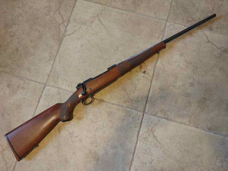 WINCHESTER MDL 70  FEATHERWEIGHT  30/06
