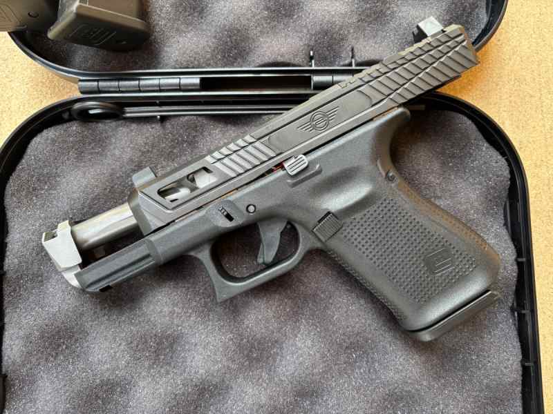 Glock 19 Gen 5 Custom 