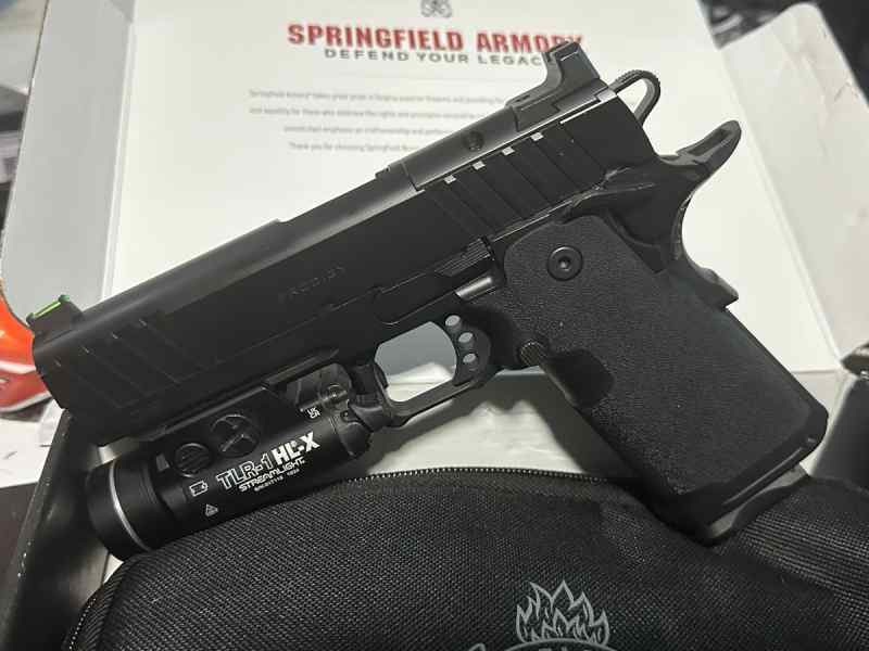 Springfield Prodigy 4.25&quot; + Streamlight &amp; Holster