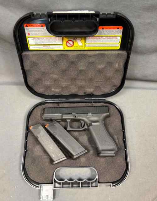 Glock G17 17 Gen 5 9mm 