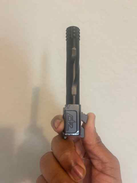 Glock 19 threaded barrel