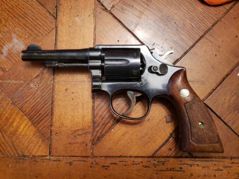 S&amp;W Model 10-5 .38 special