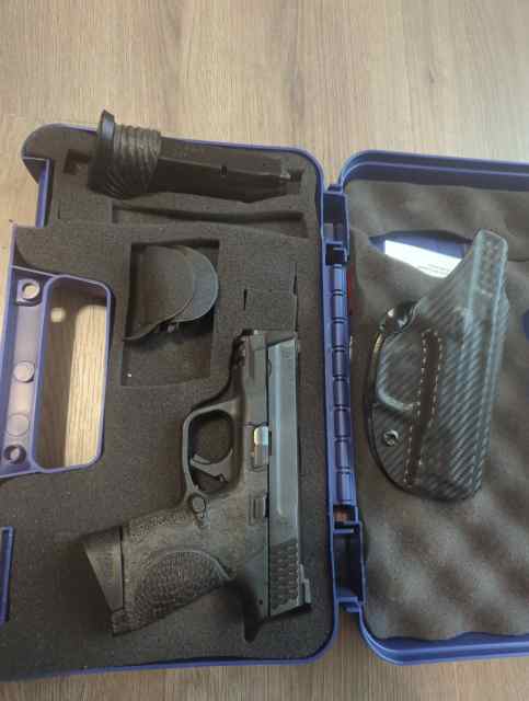 M&amp;Pc .40 cal apex trigger and trijicon sights
