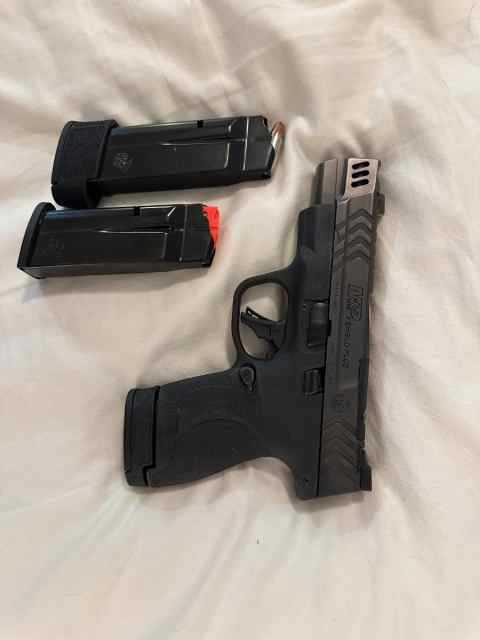 Smith &amp; Wesson M&amp;P Shield Plus Carry Comp 9mm