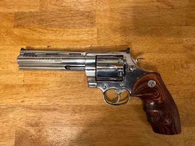 Colt Anaconda 