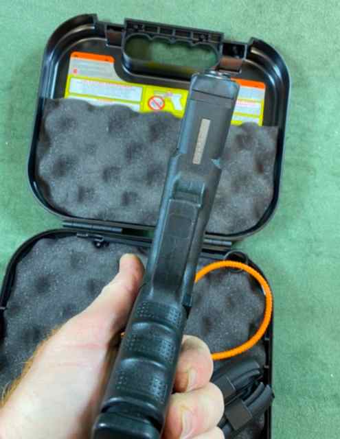 GLOCK GEN 4 IN CASEBOX MAGAZINE COMES AS SEEN.