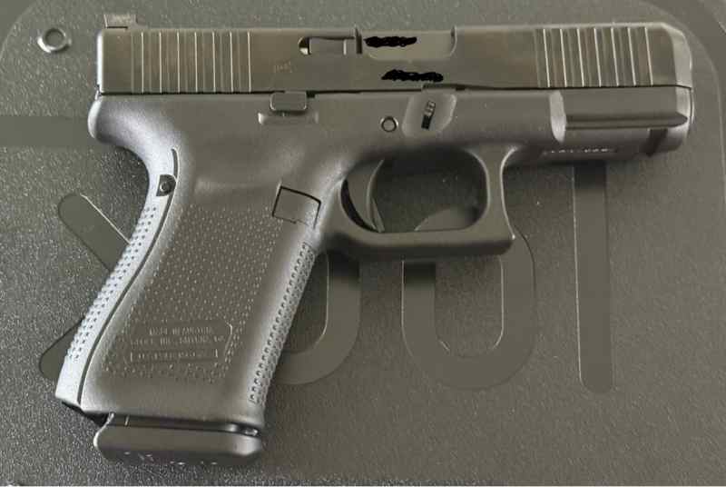 GLOCK 19 GEN5 TRIJICON HD NIGHT SIGHTS 6MAGS LNIB 