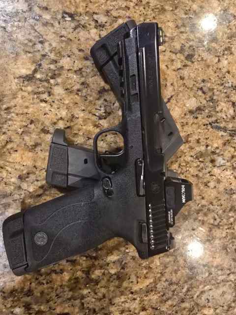 S&amp;W M&amp;P 22mag