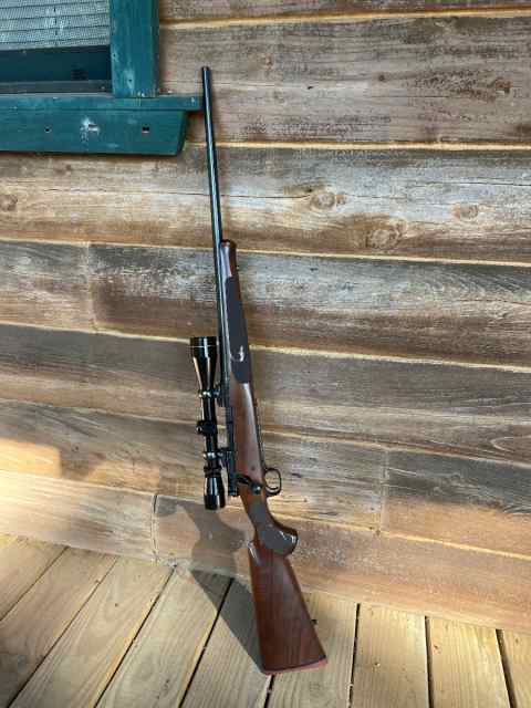 Winchester Model 70 featherweight 270