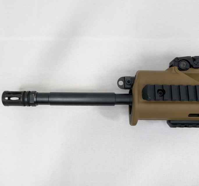 Bushmaster ACR FDE 16.5_ 5.56 NATO With Original Box Rare Nice Condition (2).jpg