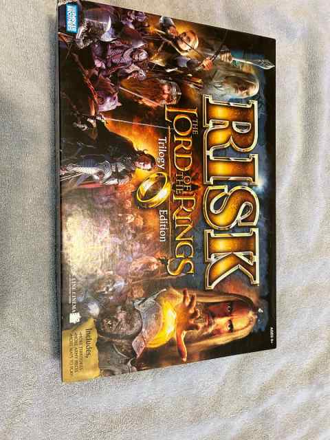 WTS Lord Of The Rings Risk Game