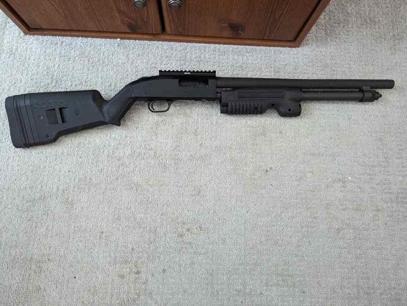 MOSSBERG M590A1 12 GAUGE SHOTGUN 7-Shot w/addons