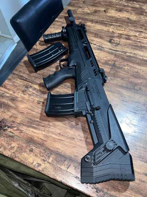 Rock Island VRBP-100 12 Gauge shotgun 