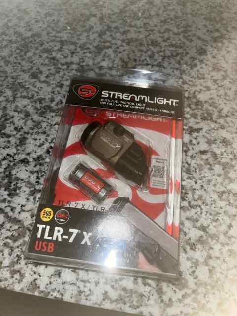 TLR7x flashlight and Glock 19 holster 