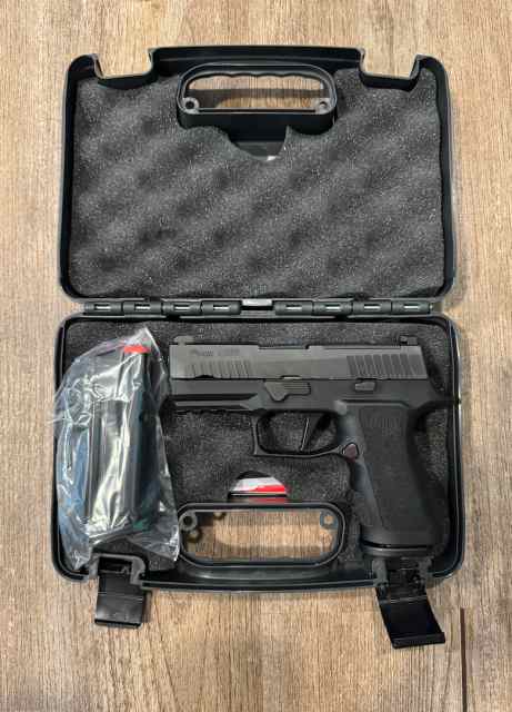 Sig Sauer P320 X-Compact