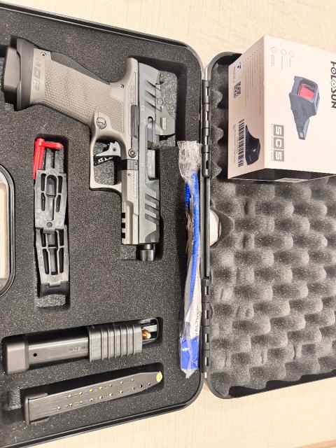 Walther PDP Pro Compact w/ Holosun SCS PDP-GR