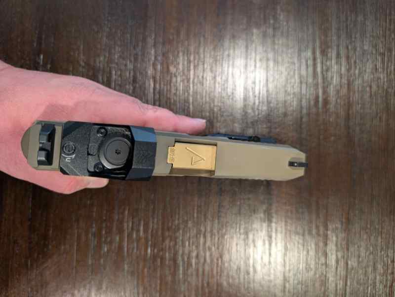 WTT PSA Dagger S with light and red dot