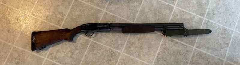 Surplus Mossberg 500 with Bayonet