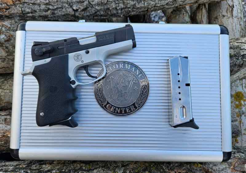 SMITH &amp; WESSON RECON 9 MODEL .9MM PISTOL