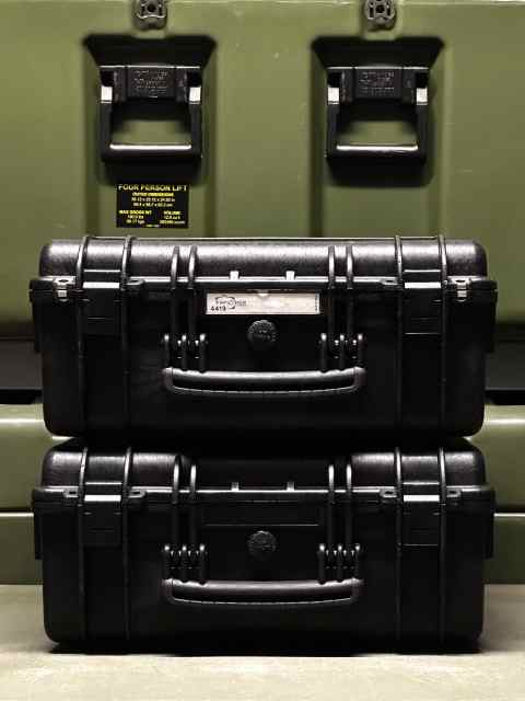 MILITARY EXPLORER STORAGE CASES X2