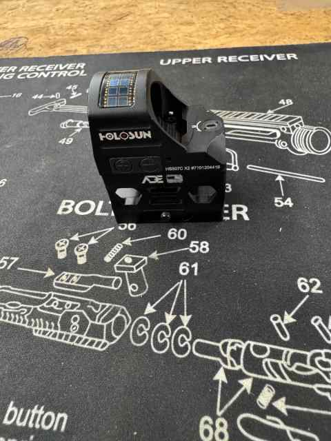 Holosun HS507C X2 Red Dot with riser