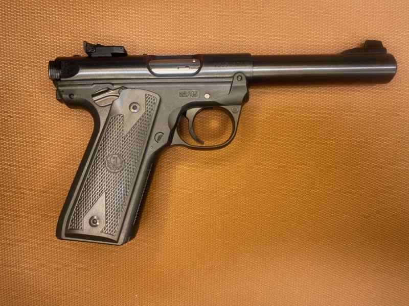 NEW IN BOX - Ruger Mark IV Target 22/45 - 22LR 