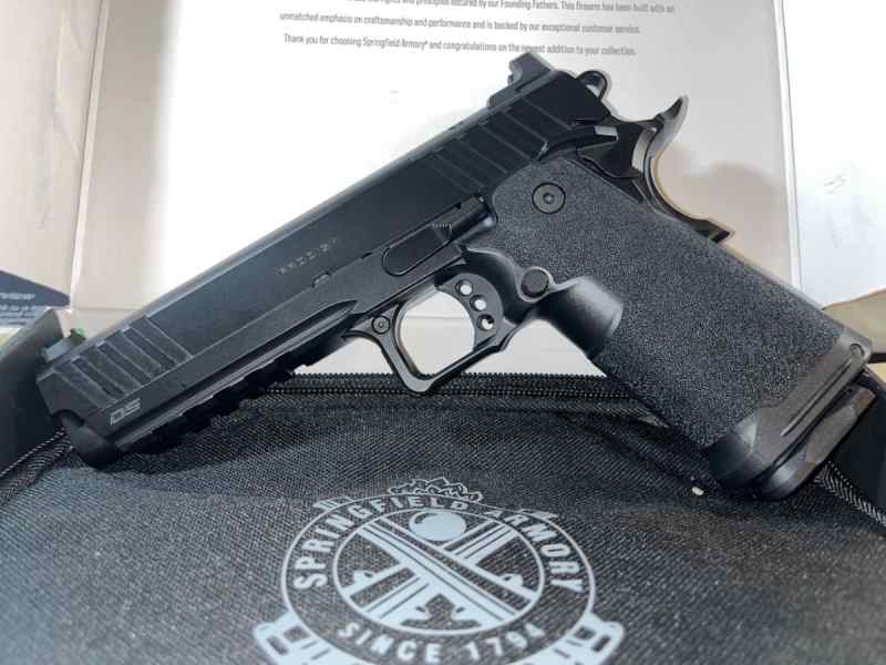 NIB Springfield Prodigy 5&quot;