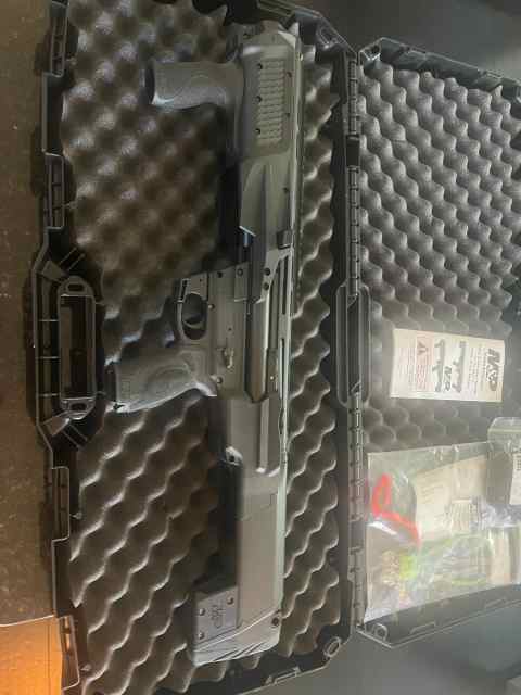 Smith &amp; Wesson M&amp;P 12 Shotgun-New