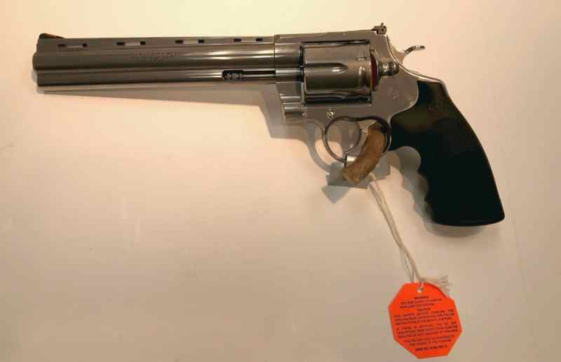 COLT ANACONDA 8in BARREL 44 mag STAINLESS STEEL RU