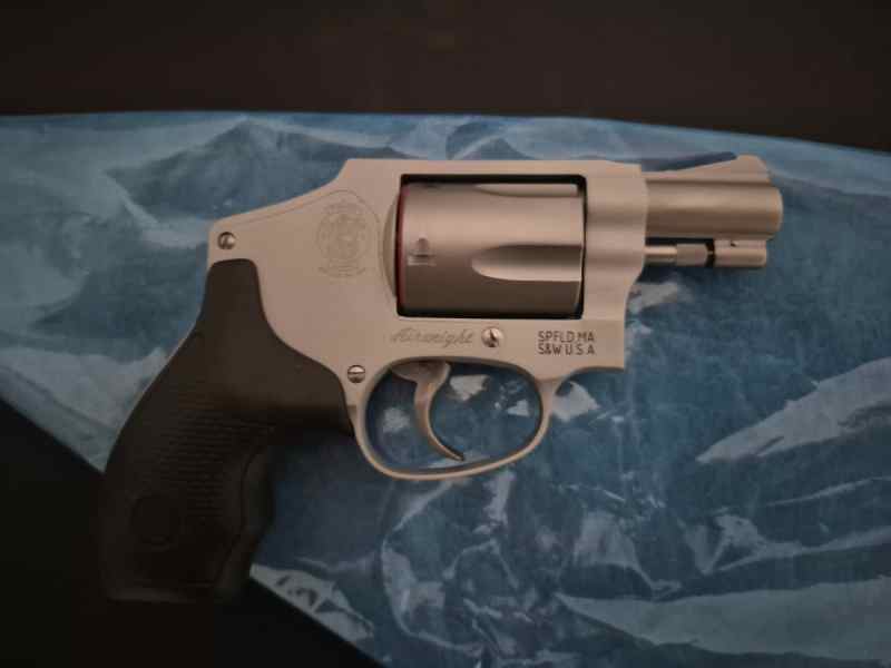 Smith and Wesson 642 brand new