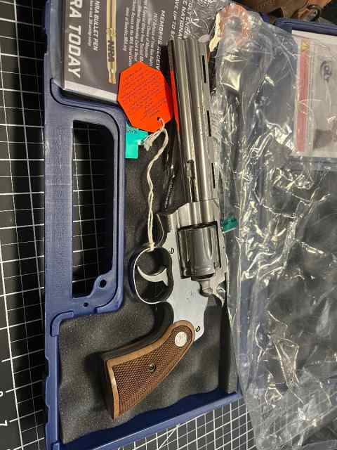 Multiple guns for sale 