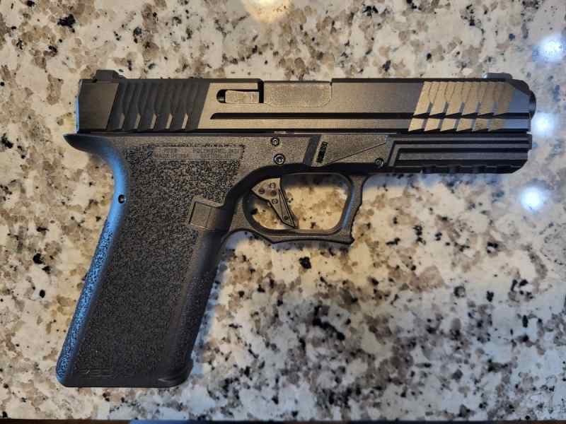 Polymer 80 PFS9 (like Glock 17)