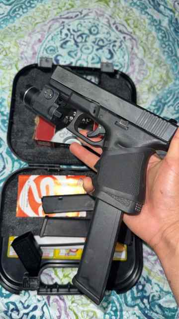 Glock 23 .40 