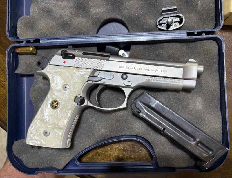 Barretta 92FS Parabellum 9 mm Stainless